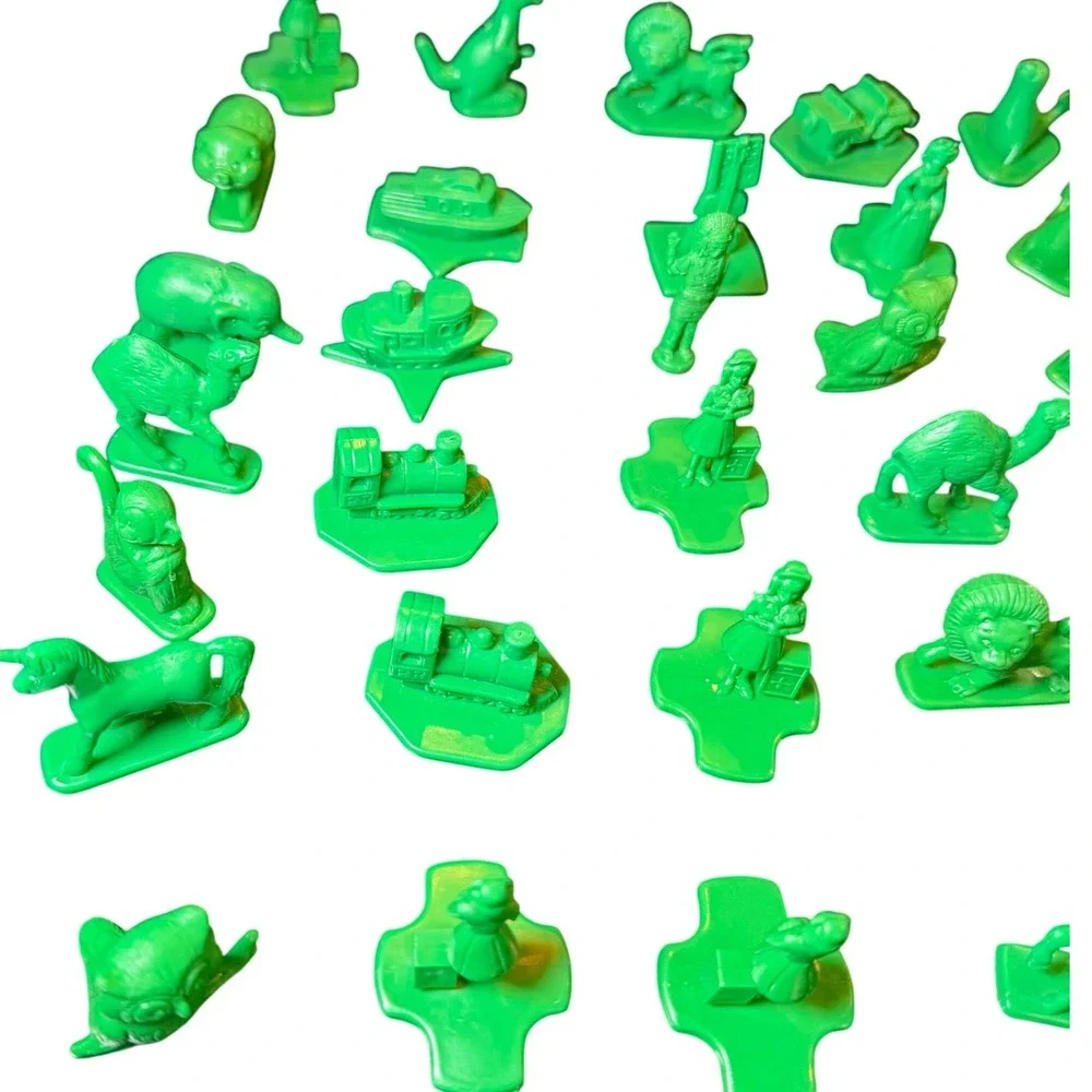 Vintage Tupperware Tuppertoys Green Plastic Alphabet Game Pieces Lot of 73